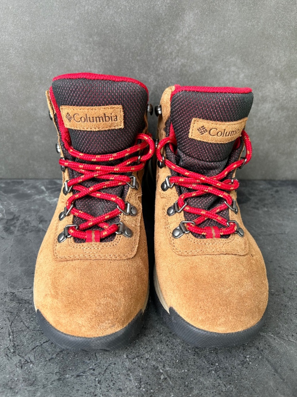 COLUMBIA WATERPROOF LEATHER Suede Newton Ridge Hiking Boots Women's Size 8